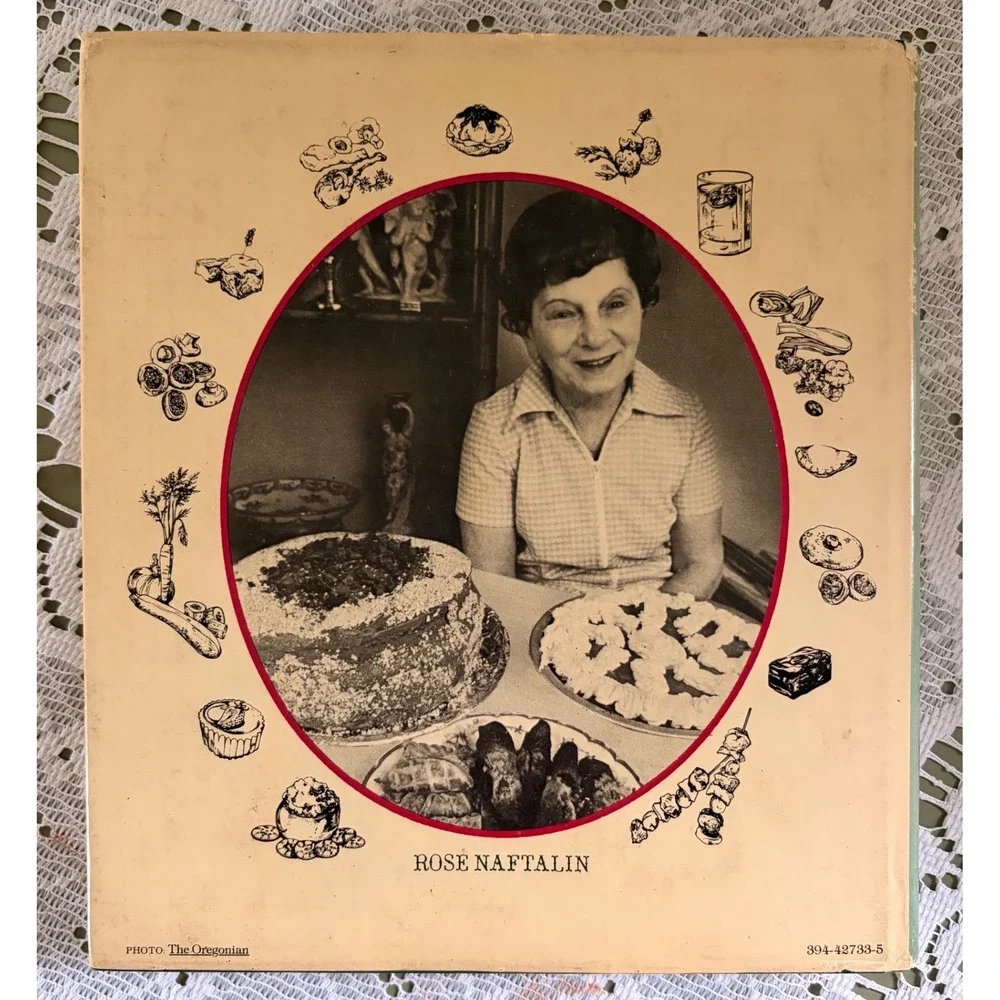 Grandma Roses Book of Sinfully Delicious Snacks Nibbles Noshes Rose Naftalin 70s